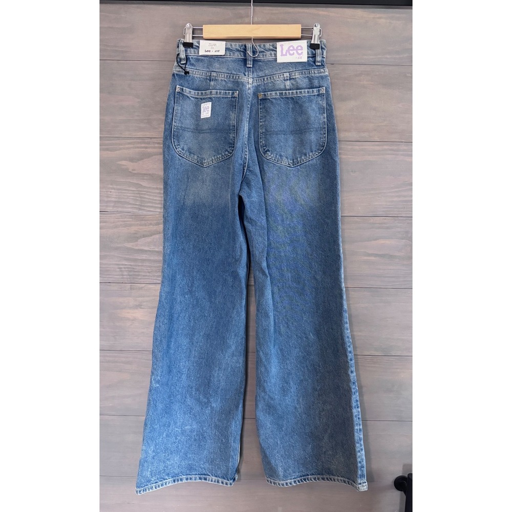 Lee x H&M 90s Wide Leg Ultra High Waisted Medium Wash Denim Jeans US 4 NEW - Picture 6 of 7